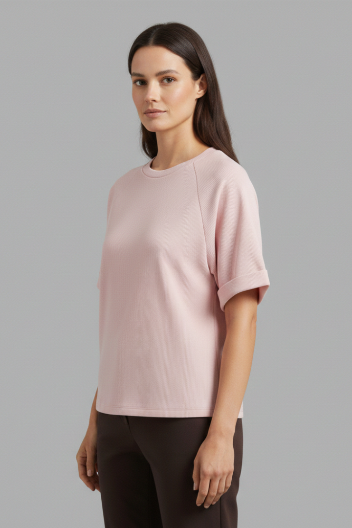 Women's Oversized T-Shirt with Round Neck and Wide Sleeves