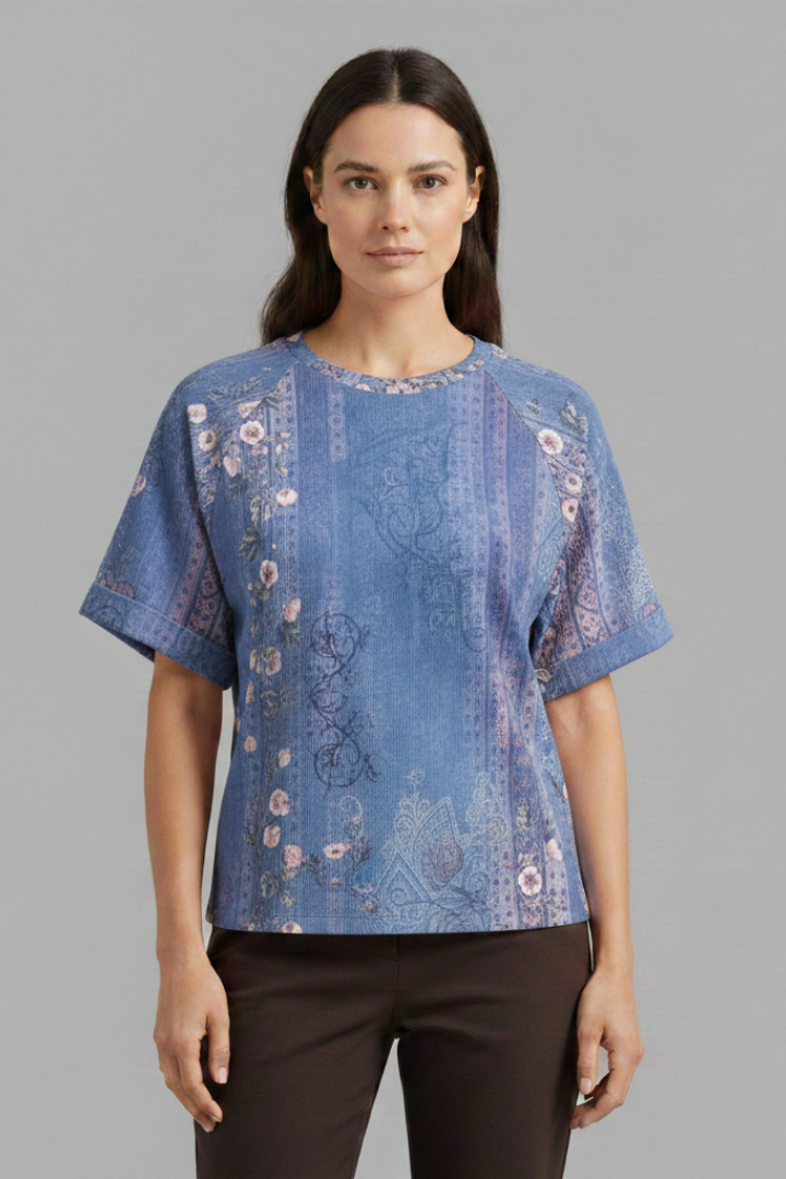 Women's Oversized T-Shirt with Round Neck and Wide Sleeves