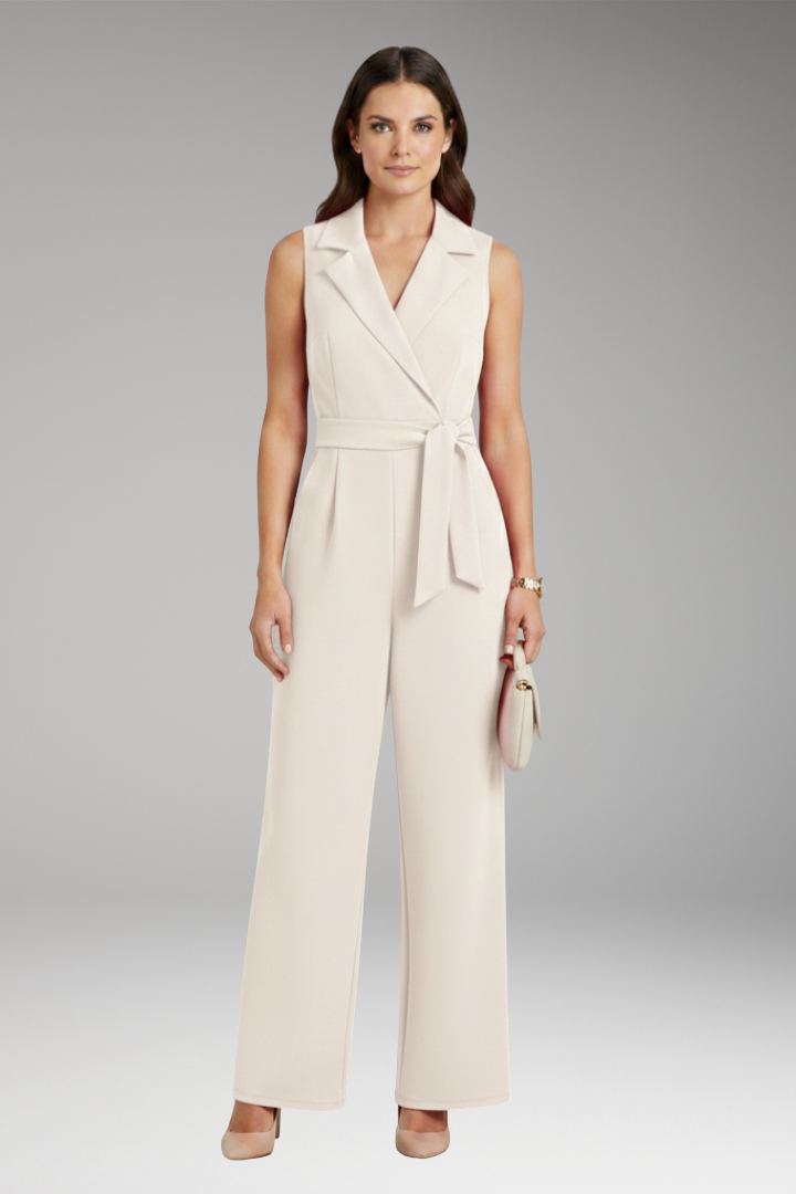 Women's Sleeveless Jumpsuit with Slim Fit and Versatile Style