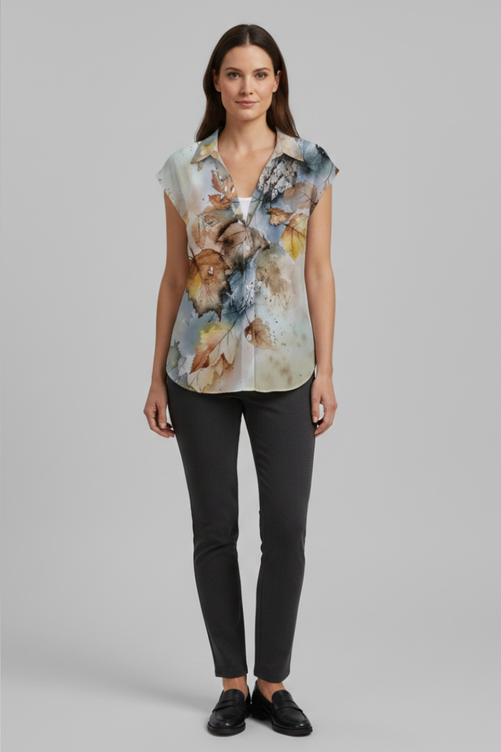 Women's Summer Top with Collared Neckline and Button Fastening
