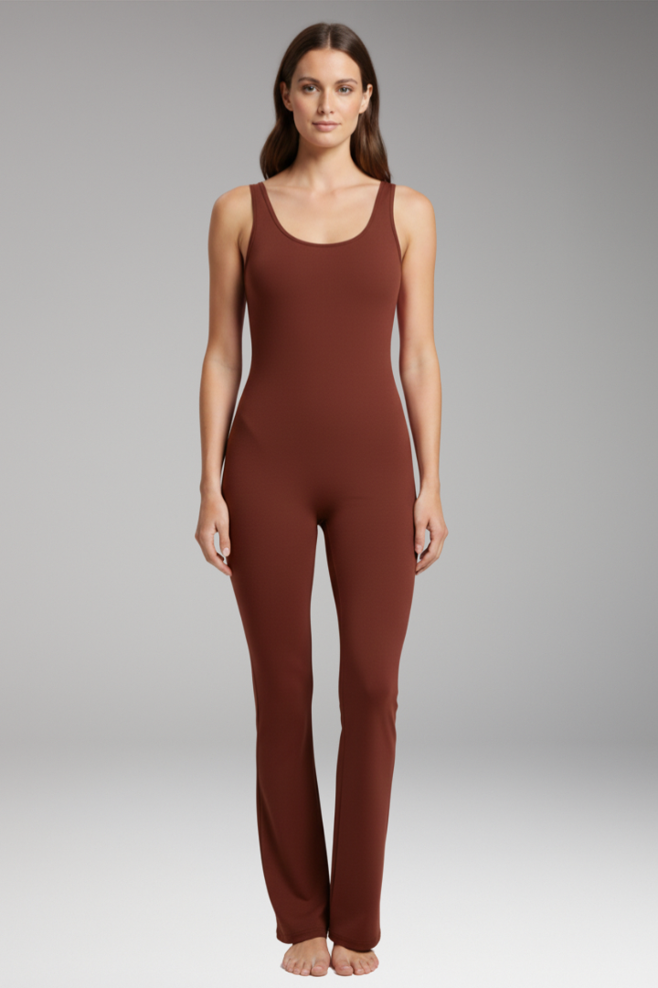 Women's Wide-Leg Jumpsuit with Form-Fitting Design and Straps
